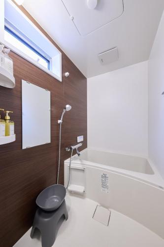 KIX直通 E-NA 大福 Daifuku 大阪 一棟貸切 家族&子供 最大8名Direct from KIX Private House for up to 8 Guests Entire house rental