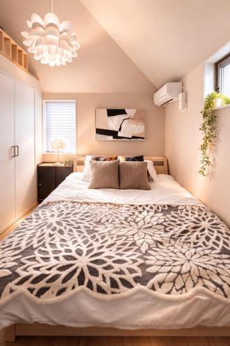 KIX直通 E-NA 大福 Daifuku 大阪 一棟貸切 家族&子供 最大8名Direct from KIX Private House for up to 8 Guests Entire house rental