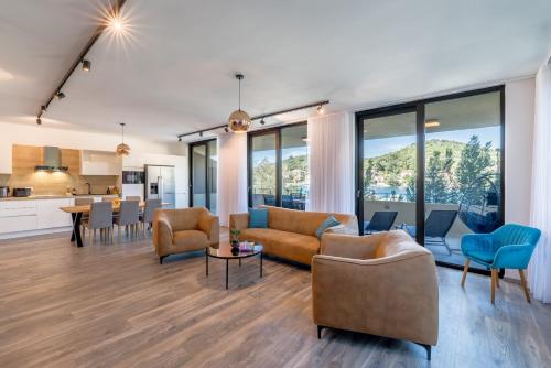 The Island Home - Korkya Luxury Apartments - free garage parking