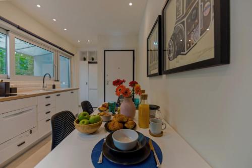 Stylish flat close to Acropolis Livingstone Kyanit