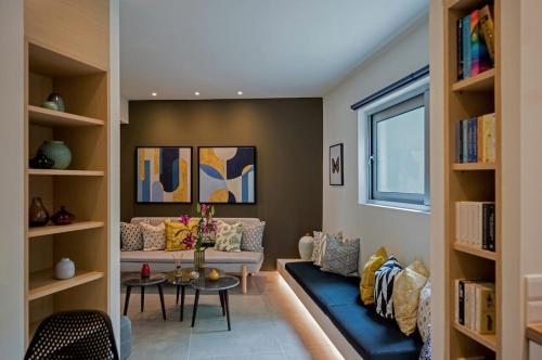 Stylish flat close to Acropolis Livingstone Kyanit