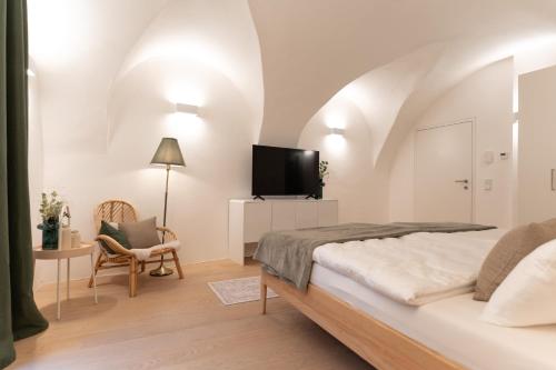 GansFein Suites