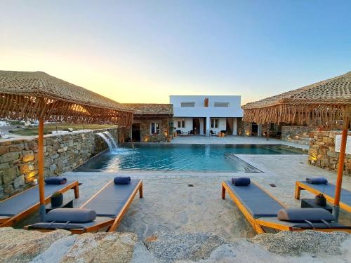 Mykonos Dot Art Homes