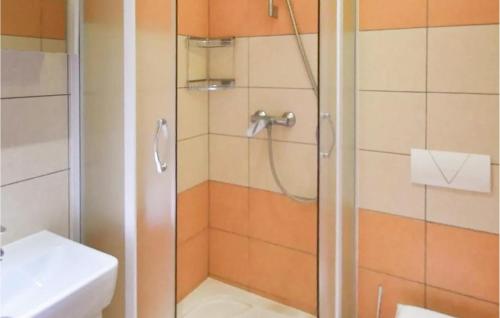 Cozy Apartment In Podstrana With House Sea View