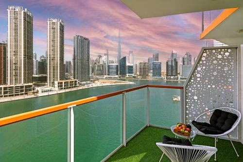 Gogoto6 2BR Super Premium Canal & Burj Khalifa View