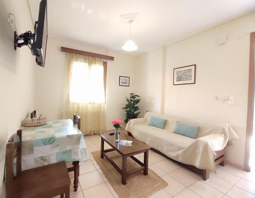 Myrstia Apartments