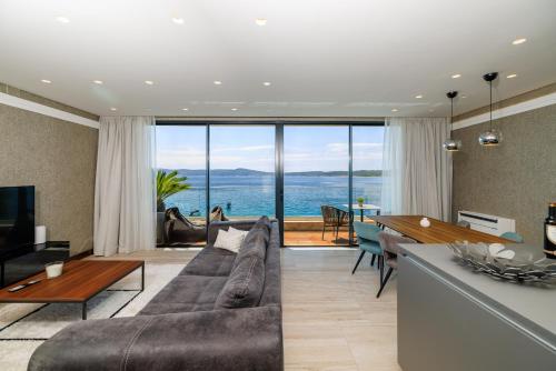 VILLA FRAN - DELUXE PENTHOUSE SUITE with private pool # 4