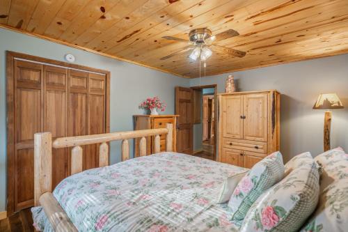 Perfect Place by Eden Crest photo 69