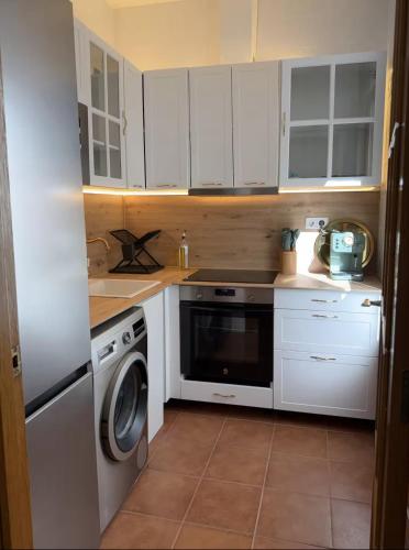 Nuevo, centrico y luminoso Apartamento casaslacambra