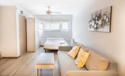 Ribadeo 1 Apartment - CC La Vaguada
