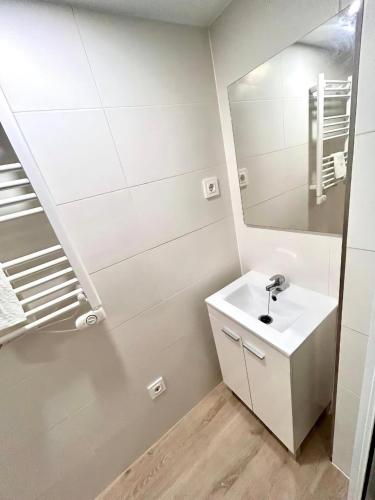 Ribadeo 1 Apartment - CC La Vaguada