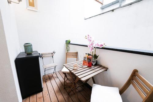 Urban Apartment with balcony near Schönbrunn