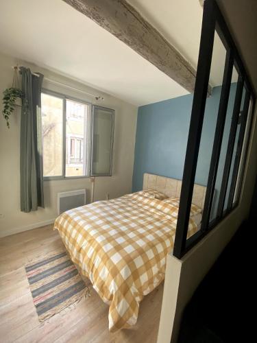 Spacious studio on the edge of the historic center