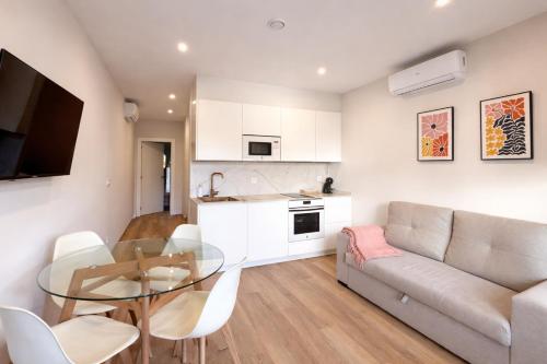 Brisa y diseño junto al mar by Areas de Silgar