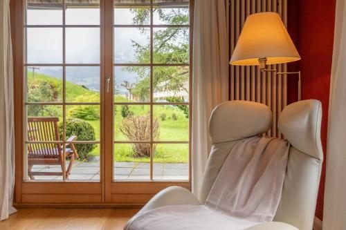 Spacious 1BR Apartment - Ski-in, Ski-out - by Wengen Rentals
