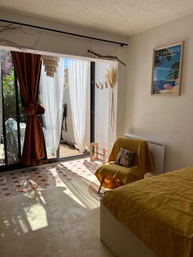 Charmant Studio avec terrasse à 300 m de la mer