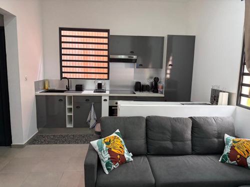 Cuina o zona de cuina de Kerrala Suite