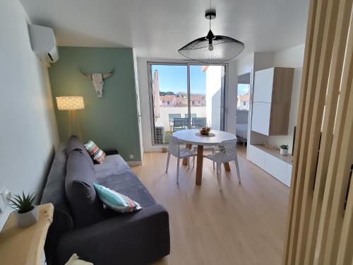 Appt 3 pièces climatisé avec terrasse - draps et serviettes non fournis