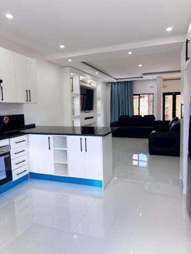 emca homes 2 tesisinde mutfak veya mini mutfak