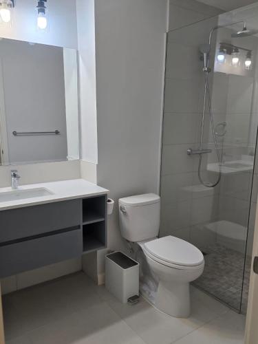 Bany a Ultra Modern Super Studio