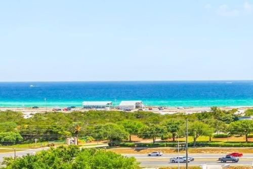 5 Star Resort 11106 Fl Stunning Sunrise 2BR 2BA King Suite,Pools ,Shuttle or Walk to Beach photo 51