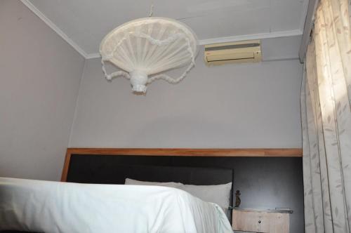 Llit o llits en una habitació de Chilambula View Lodge