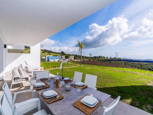 Garden Apartment at Alcazaba Lagoon