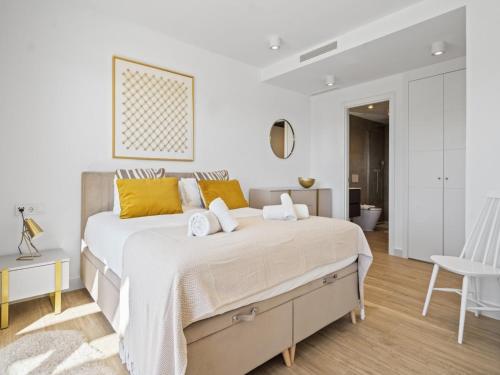Chic Casares Penthouse with Solarium