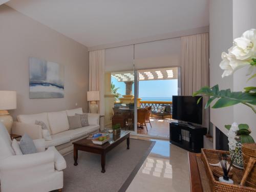 Elegant Seafront Retreat in Rio Real Playa