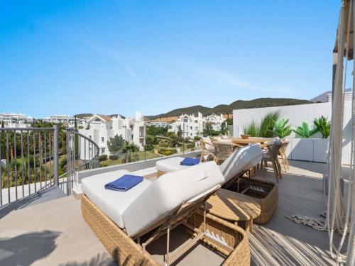 Estepona Garden Apartment for 3