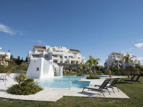 Charming 2-Bedroom Lagoon Apartment