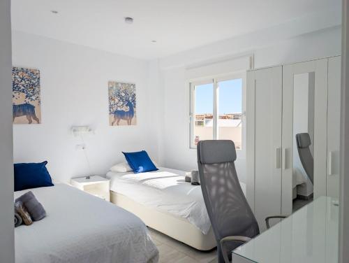 Modern 2BD Beach Apt in Los Boliches