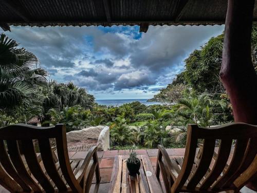 Pelican Eyes Resort Private 1BR Apartment with Bay View