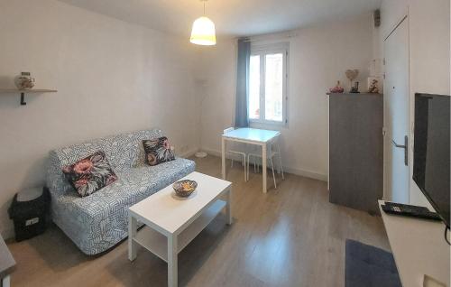 1 Bedroom Beautiful Apartment In Berck Plage