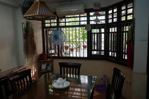 Gallery image of Yen Homestay in Hanoi