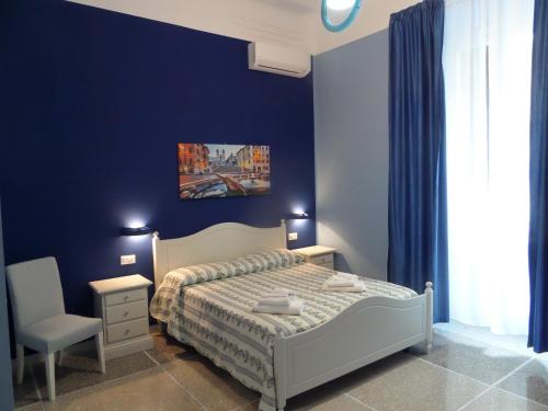 325 Rooms ai Fori