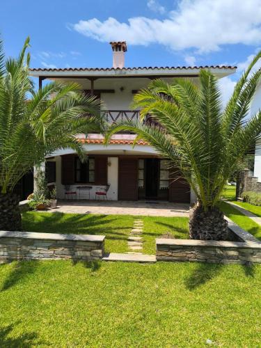 MhkyvernaBeachHolidaysParadise