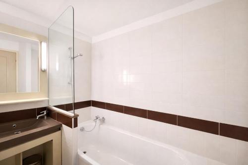 CAP ESTEREL AGAY SAINT RAPHAEL VUE MER Studio 4 personnes chez Evelyne