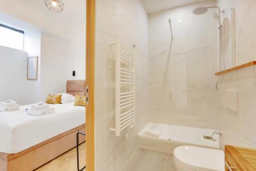 Spacious & Bright 2BR Apartment 6 Guests Bastille