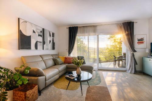 FortySix Apartment