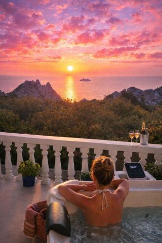 Aegean Serenity - Sea View Retreat