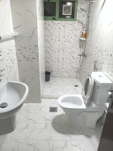 Immran Stay tesisinde bir banyo