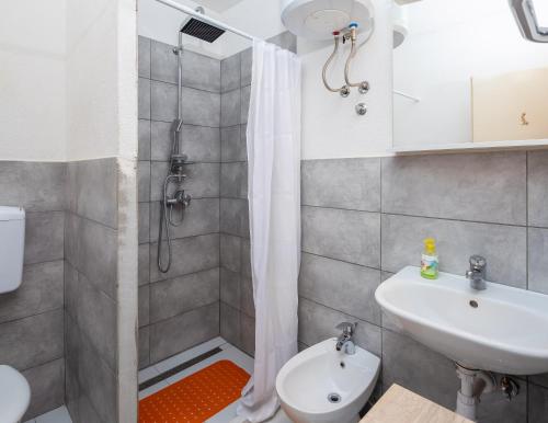 Edita Apartment - Town Centre, Private Parking