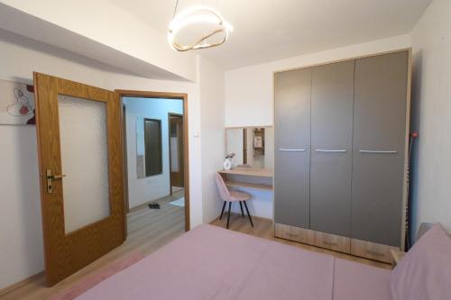 Sandra's apartment 객실 침대