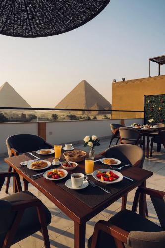 great moments pyramids view