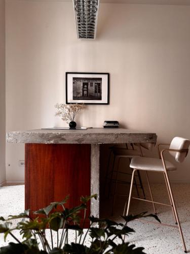 Botanical modernist home - Milanese living