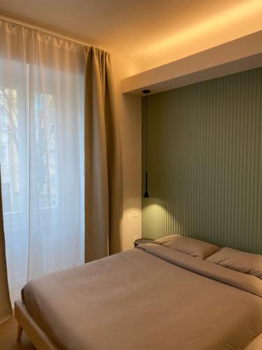 Milan Design Living