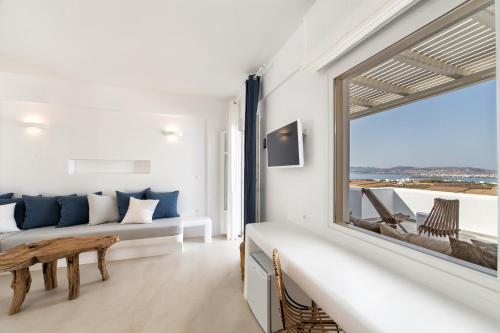 Gallery image of Anna Platanou Suites in Agia Irini Paros