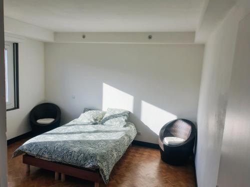 Lova arba lovos apgyvendinimo įstaigoje Rénial40