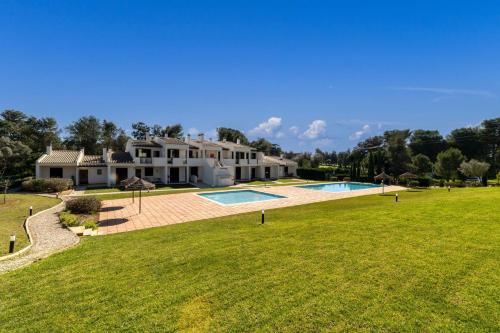Alvor and Away Luxury Golf View